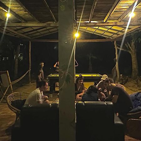 The Bonsai Hostel Koh Rong Sanloem Bagian luar foto