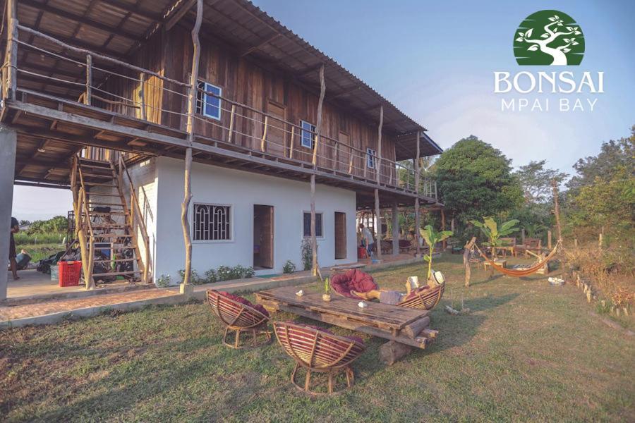 The Bonsai Hostel Koh Rong Sanloem Bagian luar foto